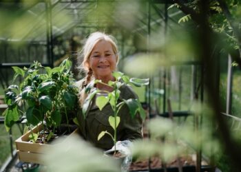 Discover the Joy of Gardening in Your Golden Years a Sustainable and Fun Way to Stay Active and Engaged