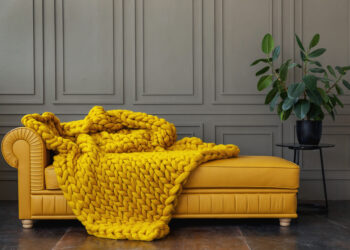 Embrace the Warmth: Craft Your Personalized Knitted Throw Blanket with This Comprehensive Guide