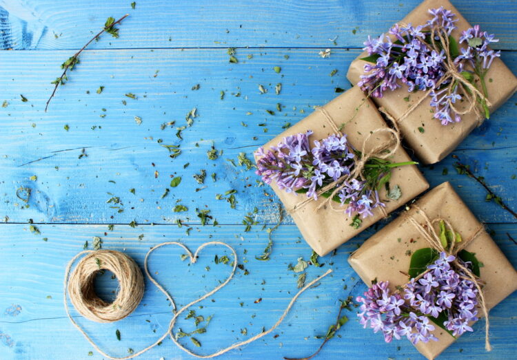 Handmade Gifts: Crafting Lasting Bonds Between Grandparents and Grandchildren